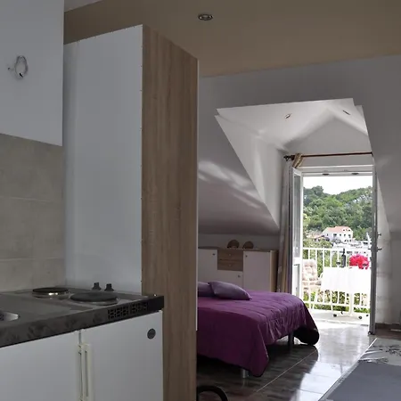 Danijela Mljet - With Balcony And Sea View 아파트